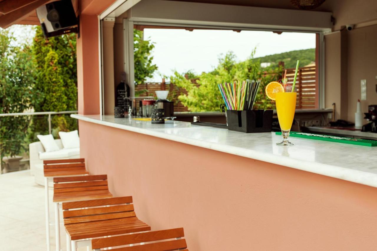 Hotel Ammos Bay Ammoudia Esterno foto