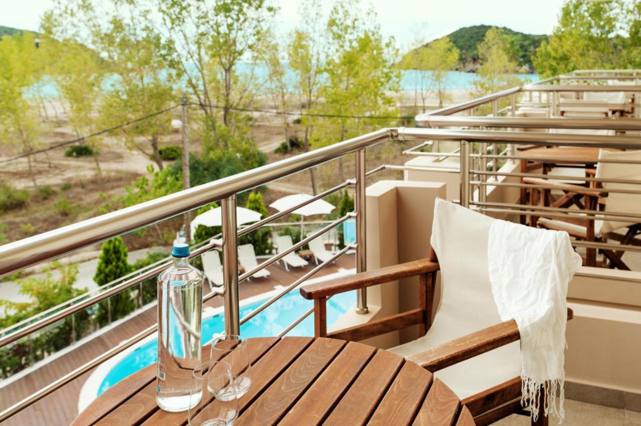 Hotel Ammos Bay Ammoudia Esterno foto